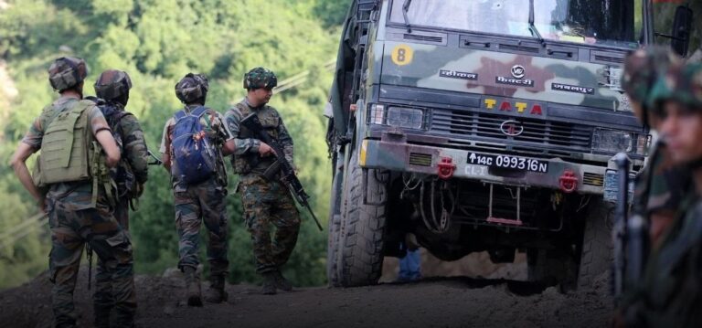 जम्मू-कश्मीर के पहलगाम में पर्यटकों पर आतंकी हमला, 2 की मौत, 10 घायल