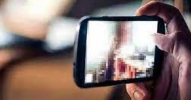 इंस्टाग्राम पर दोस्ती के बाद युवती को धमकाया, फर्जी आईडी बनाकर अश्लील वीडियो किया वायरल – आरोपी गिरफ्तार