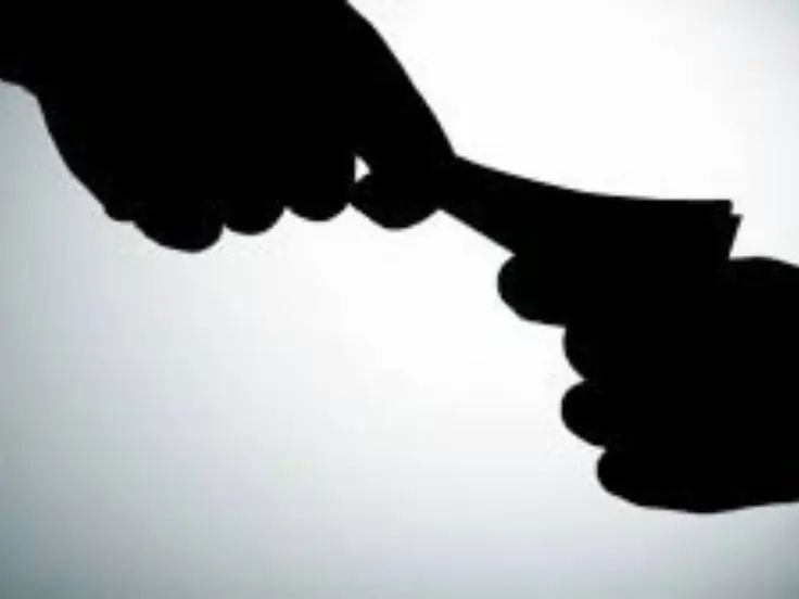 रिश्वतकांड में फंसे आरआई संदीप सिंह, कलेक्टर ने भेजा डिमोशन का प्रस्ताव