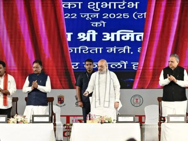 गृह मंत्री अमित शाह ने NFSU और फॉरेंसिक लैब का किया उद्घाटन, बोले- अब नक्सल ऑपरेशन बारिश में भी नहीं रुकेगा