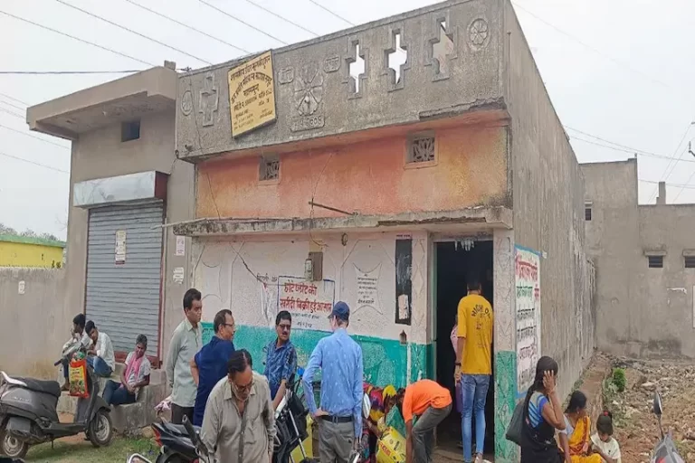 OTP नहीं आया तो राशन नहीं: ग्रामीणों के लिए बना सिरदर्द, सरकार से व्यवस्था बदलने की मांग