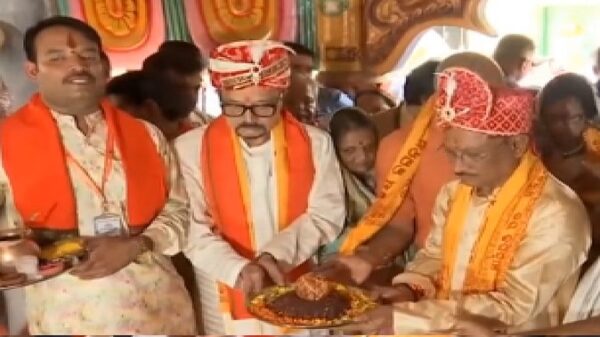 रायपुर: भगवान जगन्नाथ की रथ यात्रा में शामिल हुए राज्यपाल और मुख्यमंत्री, श्रद्धालुओं का उमड़ा सैलाब