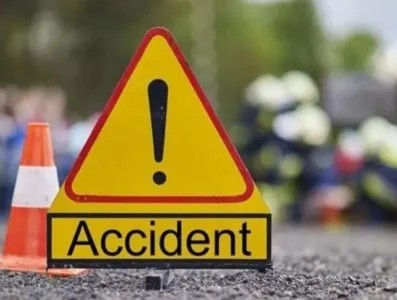 कोसमनारा NH-49 बना मौत का रास्ता: बाबाधाम जा रहे बाइक सवार परिवार को ट्रेलर ने रौंदा, दो दिन में 3 की मौत, 3 घायल