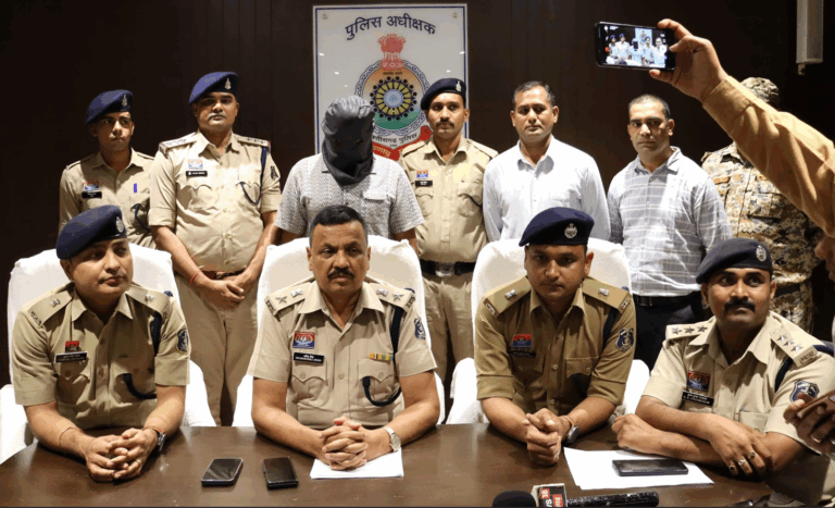 कवर्धा: 8 साल बाद डॉक्टर दंपति की हत्या का पर्दाफाश, ड्राइवर निकला कातिल