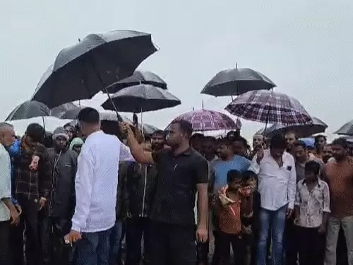 खरोरा में जिंदल की खदान का भारी विरोध: ग्रामीणों ने दी आत्मदाह की चेतावनी, कहा- ब्लास्टिंग से हिल जाएंगी घरों की नींव