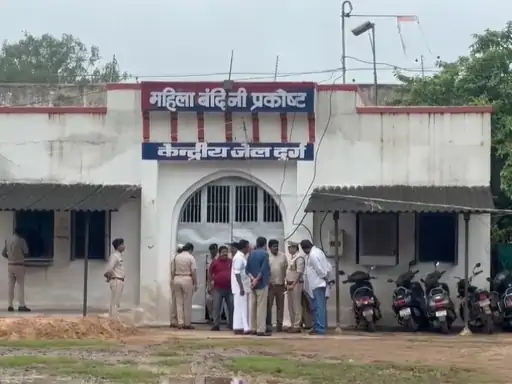 ब्रिंदा करात ने की जेल में बंद ननों से मुलाकात, BJP पर ईसाई समुदाय को निशाना बनाने का आरोप