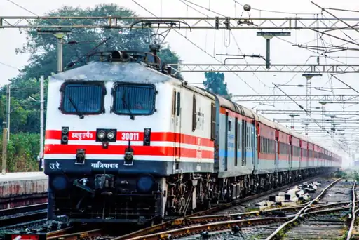 छत्तीसगढ़ में ट्रेनों की रफ्तार पर ब्रेक: 16 अगस्त से 24 दिन तक 16 ट्रेनें रद्द, यात्रियों की बढ़ेगी परेशानी