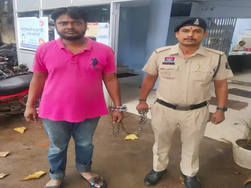 रायपुर और दुर्ग में सेक्स रैकेट का पर्दाफाश, कई आरोपी गिरफ्तार