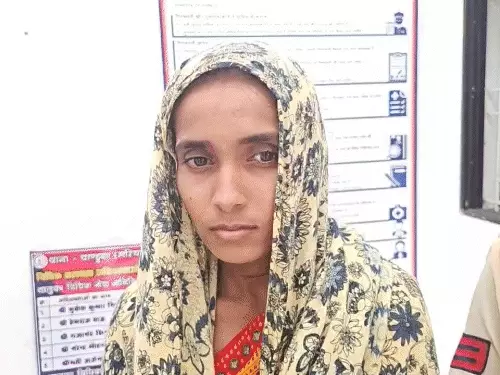 प्रेमी संग मिलकर की पति की हत्या: तकिए से मुंह दबाकर उतारा मौत के घाट, रातभर शव के पास सोती रही पत्नी; सुबह बताया- शराब से हुई मौत