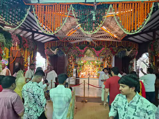 भिलाई के अक्षय पात्र मंदिर में भव्य जन्माष्टमी उत्सव: 5 लाख के फूलों से सजी सजावट, मथुरा-वृंदावन के कलाकार करेंगे श्रृंगार