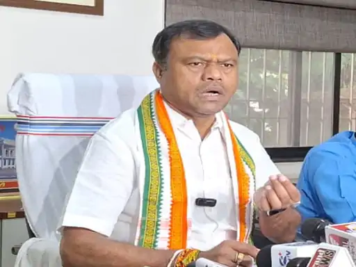 धमतरी-रायपुर हत्याकांड पर बैज का सीएम को पत्र: मुआवजे और सरकारी नौकरी की मांग, फर्जी एनकाउंटर पर भी उठाए सवाल