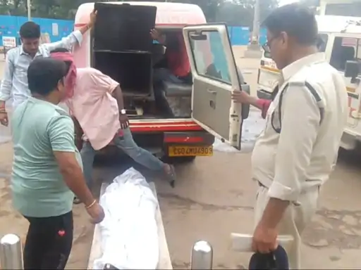 “कामाख्या एक्सप्रेस में सफर के दौरान असम युवक की मौत, दुर्ग स्टेशन पर बिगड़ी तबीयत”