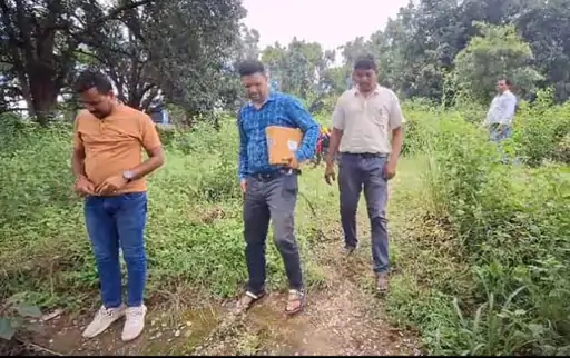 रायगढ़ में डेढ़ महीने से टंकी में फंसा रसेल वाइपर सांप बचाया गया