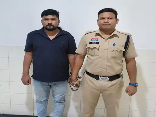 PWD इंजीनियर बनकर युवती से की ठगी और दुष्कर्म, आरोपी रायपुर लाया गया